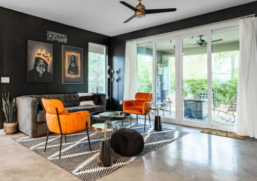 East Cesar Chavez Casa | Electric Disco Den - 6 Min Walk to Rainey St