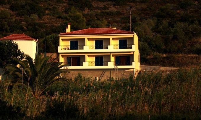 Agios Georgios Apartamento | Eleftheria's Studio