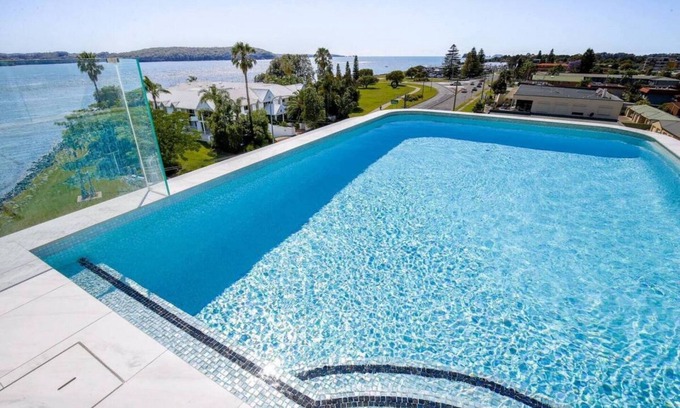 Batemans Bay Apartamento | Elegant 2-Bed Apartment with Incredible Bay Views