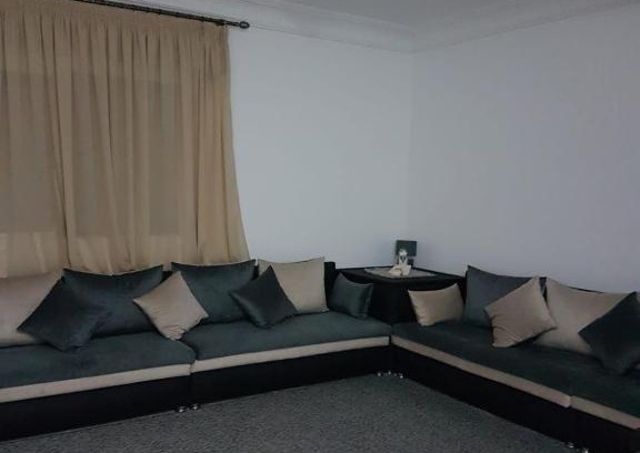 Luxus Apartamento | Elegant 2-bedroom Tangiers City Appartment with Beautiful Terrace