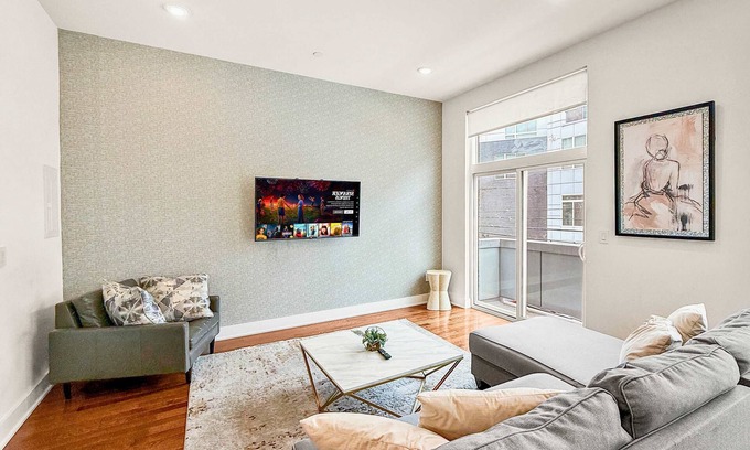 Northern Liberties Apartamento | Elegant 3BR Getaway - Walkable Northern Liberties