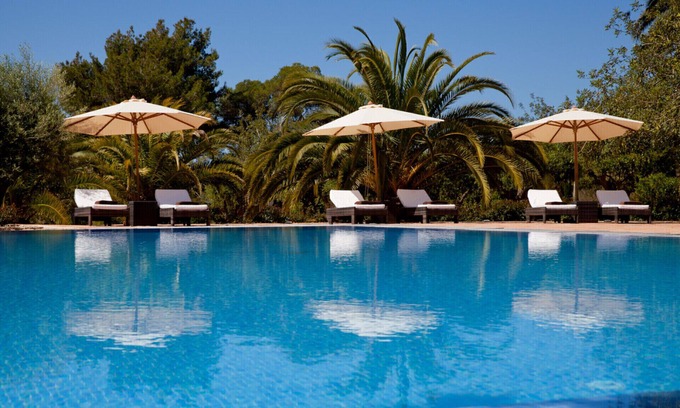 Santa Eulalia del Río Villa | Elegant 5-Star Villa with Pool, Ibiza Villa 1048
