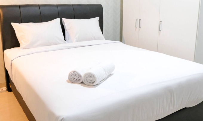 Surabaya Apartamento | Elegant And Best Choice Studio At Grand Sungkono Lagoon Apartment
