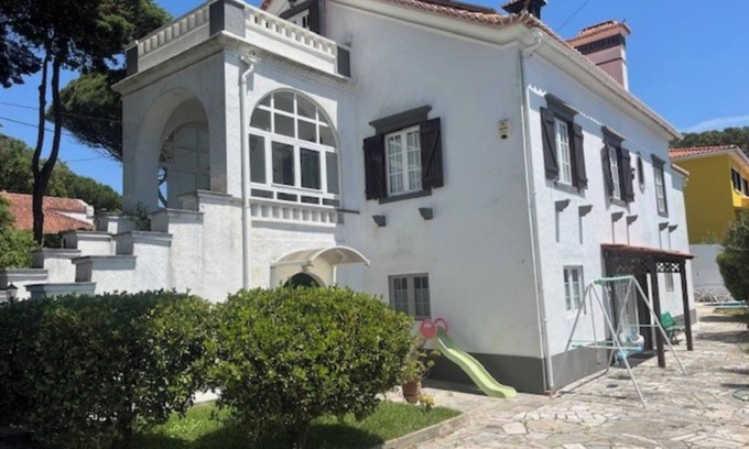 Albarraque Apartamento | Elegant and Convenient Sintra Living for Families, Students & Professionals