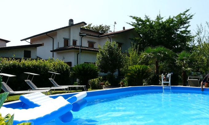 Massa Villa | Villa elegante y totalmente equipado con piscina