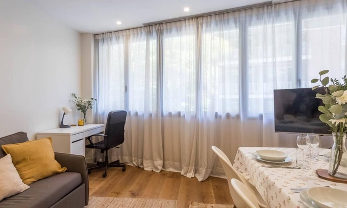 El Putget i Farro Apartamento | Elegante y Moderno Apartamento en Sarrià-Sant Gervasi