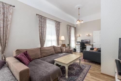 Centrs Apartamento | Elegant Apartment in historical centre & Free Locked PARKING