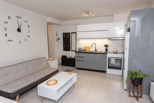 Keratsinion Apartamento | Elegant Apartment Piraeus