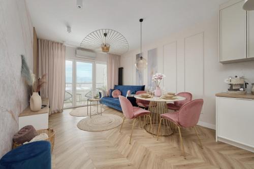 Krzyki Apartamento | Elegant Apartment with Balcony Krakowska Wrocław by Renters Prestige