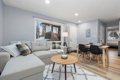 Mayfield Casa | Elegant Boho Retreat - 8 min to WEM