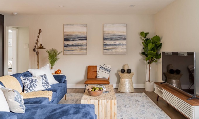 Evanston Apartamento | Elegant|Brand New Remodeled|1BR|Next to Beach