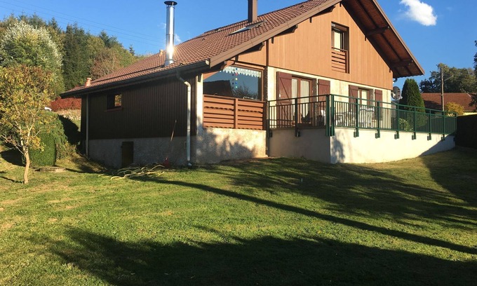 Gerbepal Chalet De Esquí | Chalet acogedor en Gerbépal Con Terraza