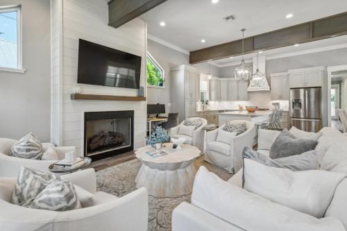 Bay St Louis Casa | Elegant Coastal Retreat