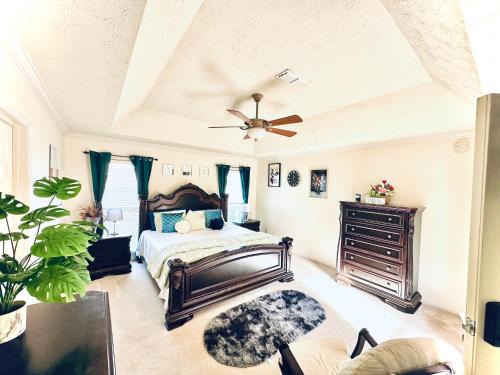 Gunter Afs Casa | Elegant cozy Master Suite, MGM!