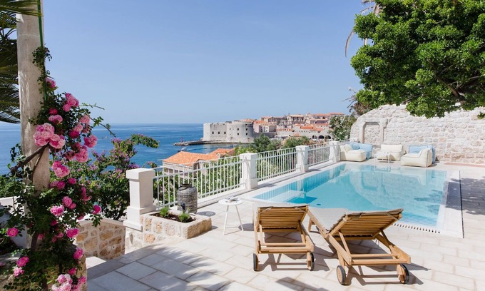 Ploce Villa | Elegant Dubrovnik Villa | 5 Bedrooms | Villa Dubrovnik Supila | Private Heated Pool & Amazing Sea Views