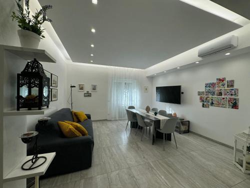 Zona I Val Melaina Apartamento | Elegant Escape by Ionio Metro