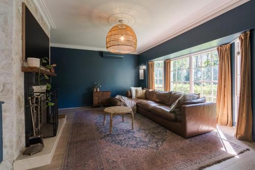 Nerang Casa | Elegant Family Home with Pool & Wildlife