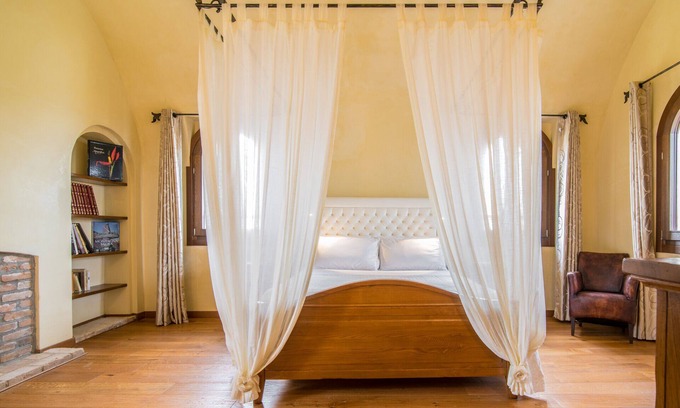 Teolo Otro | Elegant Farmhouse Apartment with Panoramic View