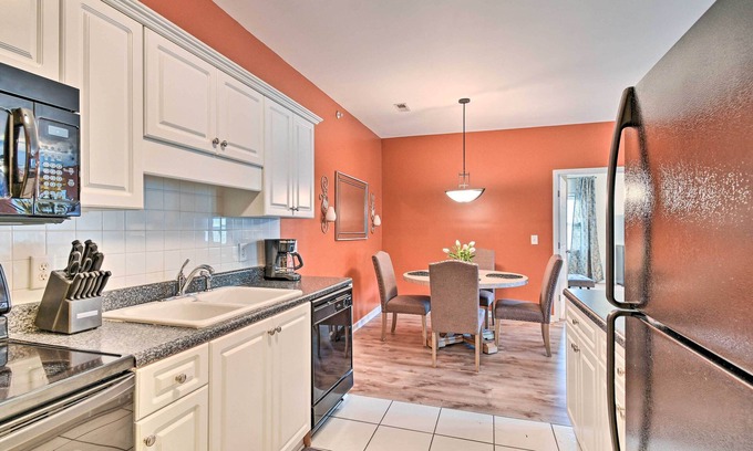 Westover Condominio | Elegant Fayetteville Condo: 8 Mi to Downtown!