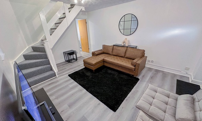 Wavendon Casa | Elegant Home in Milton Keynes, UK! Beautifully decorated for your comfort!