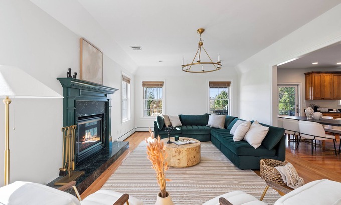 Chester Casa | Elegant Home w/7BRs, Game Room, Luxury Yard, Pool