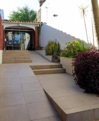 Centro Apartamento | Elegant House with Party Room