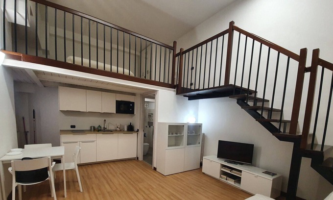 Tricolore Apartamento | ELEGANT LOFT MILANO CENTER