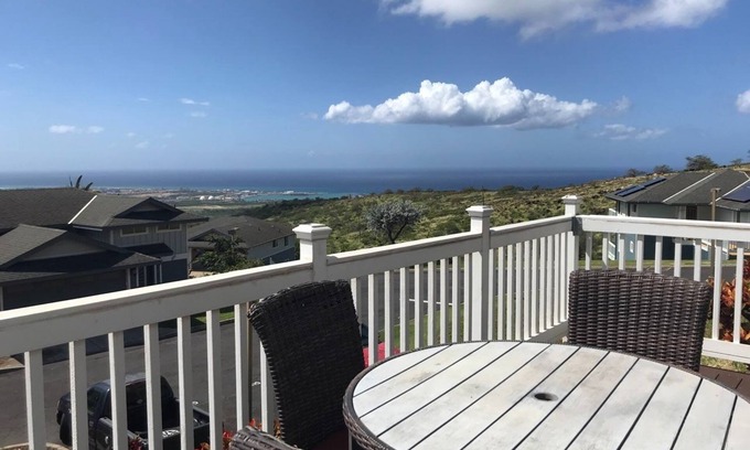 Makakilo City Casa | Elegant Makakilo Elele 48: 2BR w/ Stunning Ocean Views, Workspace & Lanai