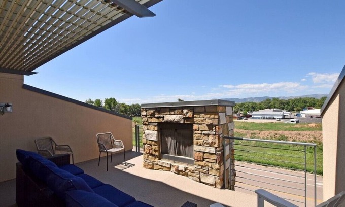 Old Town North Casa | Elegant Mountain Haven | King Bed & Fireplaces
