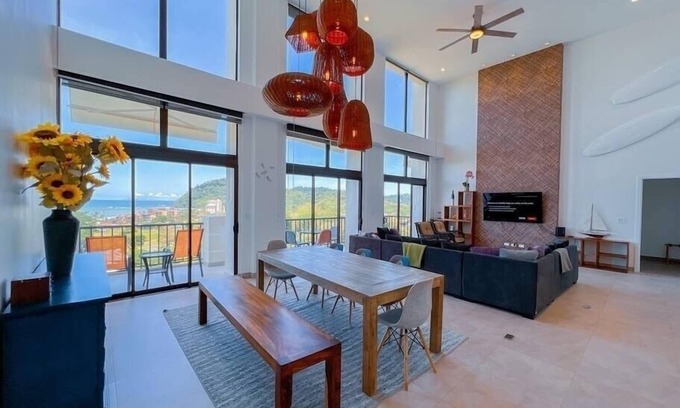 Jacó Apartamento | Elegant Oceanview Penthouse - Steps from Jaco Beach & Nightlife
