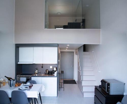 Aviapolis Apartamento | Elegant Penthouse Loft - Near the Airport