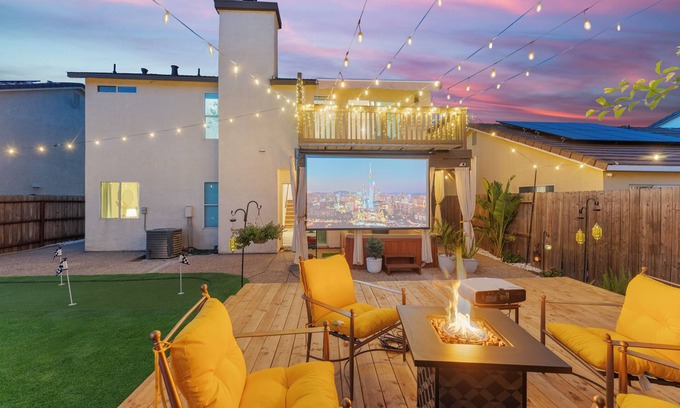 Southwestern Sacramento Casa | Elegant Retreat for 10 Hot Tub Games Mini Golf Stylish & Serene Getaway