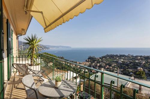 Rapallo Apartamento | Elegant sea view apartment by Wonderful Italy