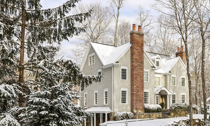 Wilton Casa | Elegant, spacious escape nestled in the trees with home theater, huge gym