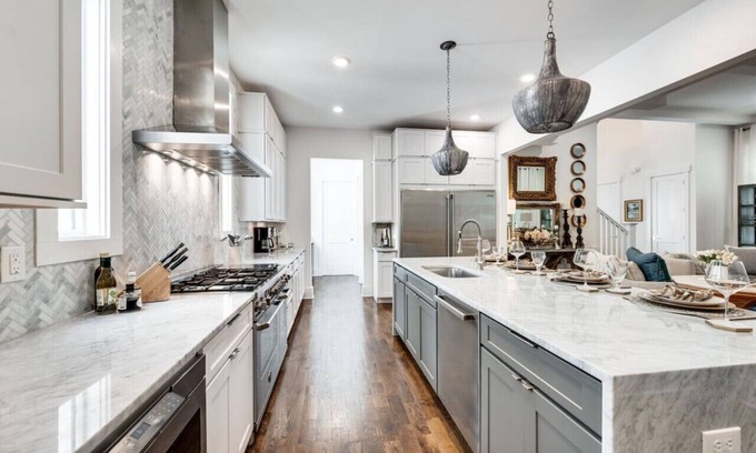 Green Hills Casa | Elegant & Spacious Furnished w/ Garage+Fenced Yard