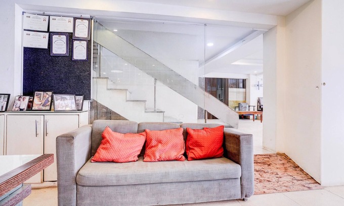Khar Casa | Elegant Stays at The Unicontinental Khar Mumbai
