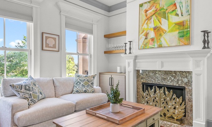 Savannah Casa | Elegant Townhome, Family Friendly, Quiet