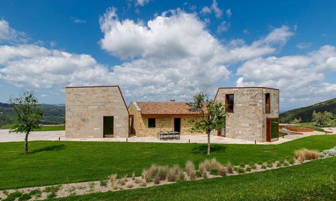Volterra Villa | Elegante villa toscana con piscina