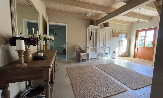 Zolkow Apartamento | Elegant vacation apartment in a large garden