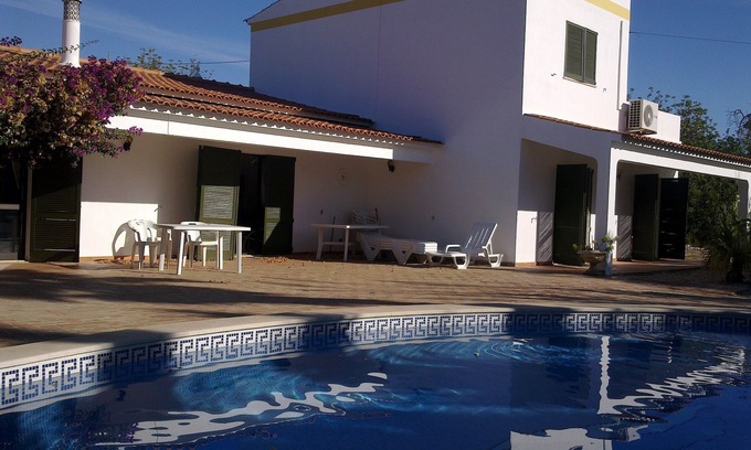 Santo Estevao Villa | Villa elegante con piscina privada para 2-12 personas Tavira