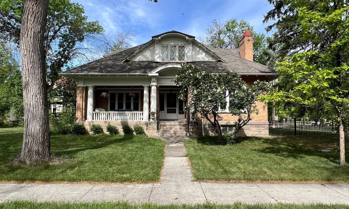 Great Falls Casa | Elegant vintage charm in downtown Great Falls