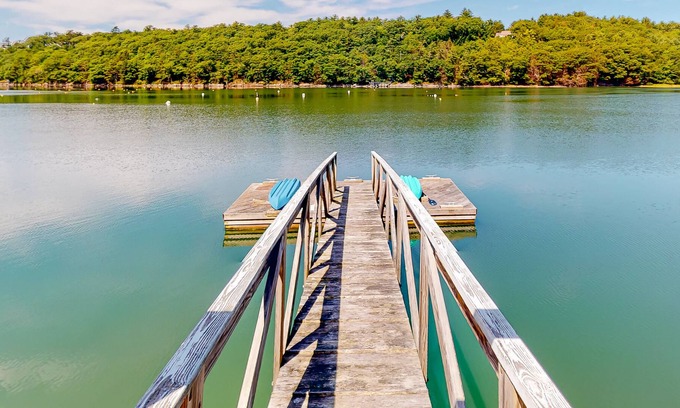 Edgecomb Casa | Elegant waterfront home with deep-water dock, gorgeous view & lovely deck