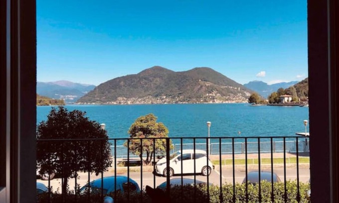 Porto Ceresio Apartamento | Elegante appartamento sul lago - a pochi minuti dalle spiagge