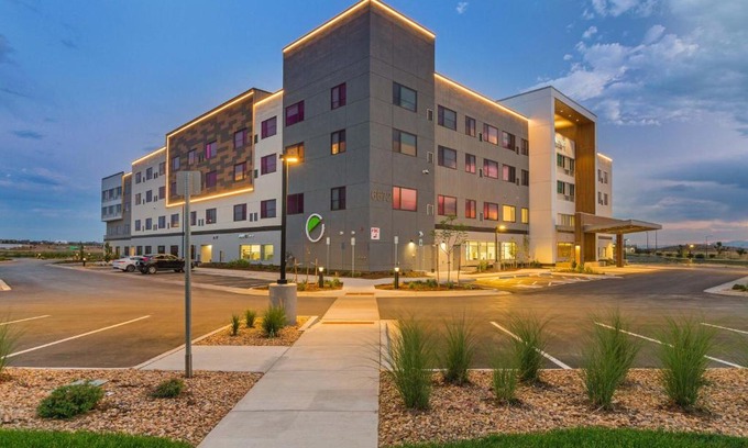 Dupont Hotel | Element Denver International Airport