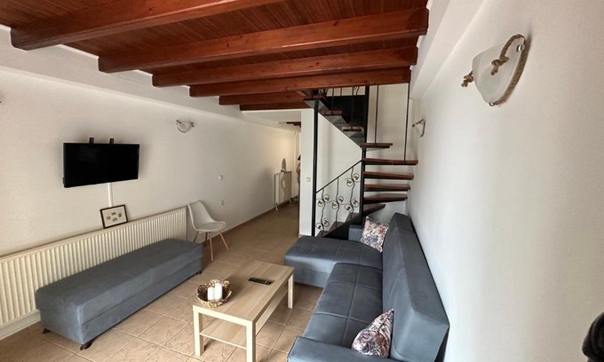 Kamena Vourla Apartamento | Elena maisonette by the sea