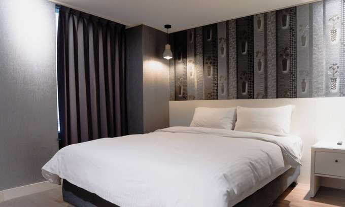 East District Casa | ElEnce Hotel