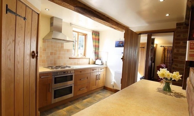 Bromyard Cabaña | CASA DE ELEFANTE, admite mascotas en Leominster, Ref 988865