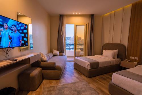 Qasr an-Nil Hotel | Elevana Boutique hotel