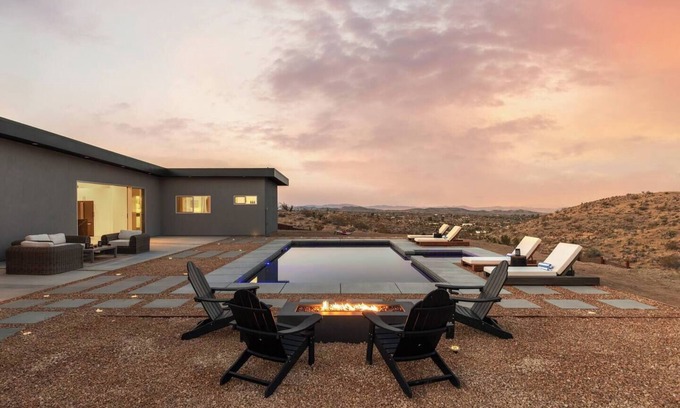 Yucca Valley Casa | Elevate: In-Ground Pool, Spa & Cold Plunge!