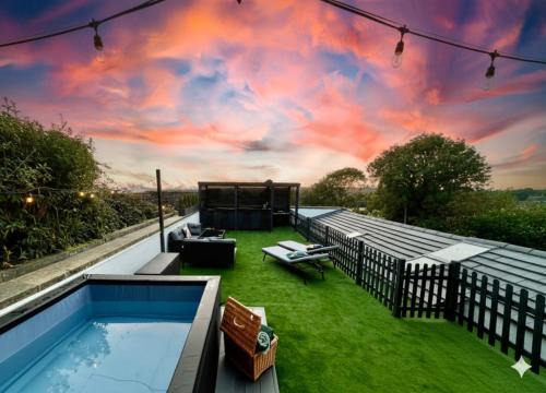 Hythe Casa | Elevated Escape